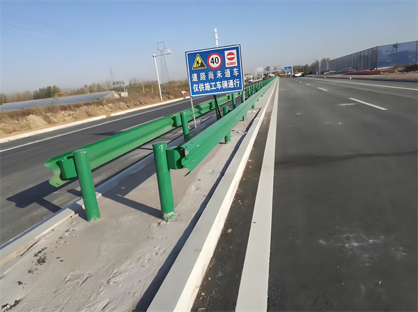 汉中公路护栏守护安全横跨多个行业的应用