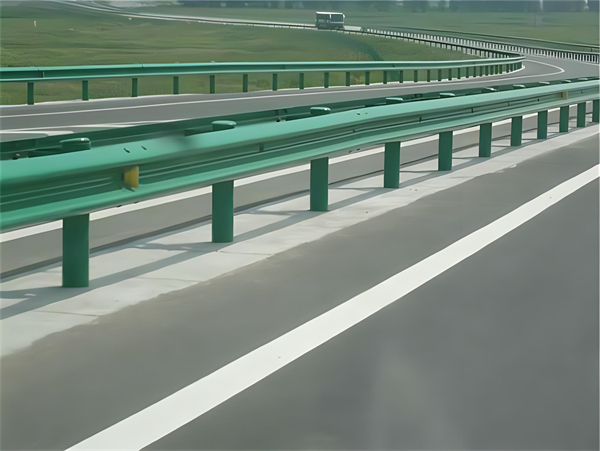 汉中波形梁护栏在高速公路的应用